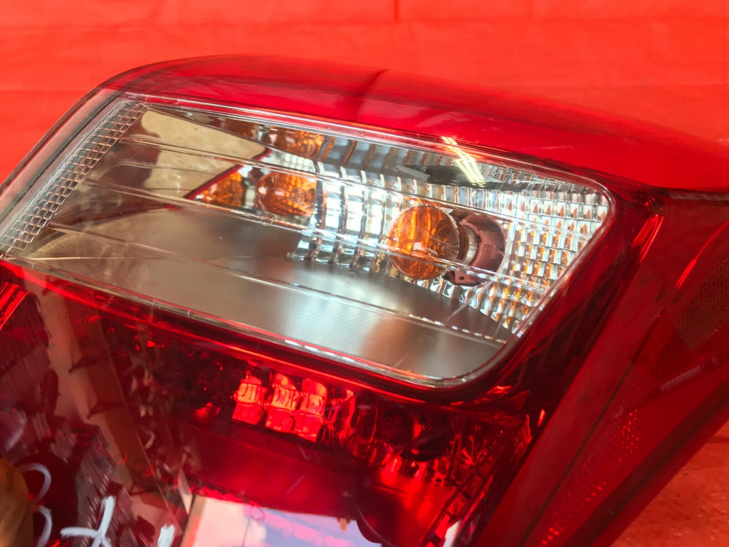OEM 2014 2015 16 HYUNDAI ELANTRA GT HATCHBACK PASSENGER RIGHT OUTER TAIL LIGHT 4