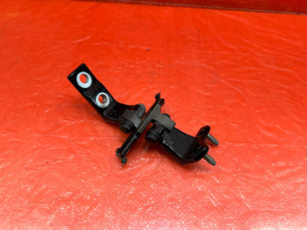 14 20 INFINITI Q50   DOOR HINGE SET PASSENGER RIGHT REAR UPPER & LOWER OEM #2150