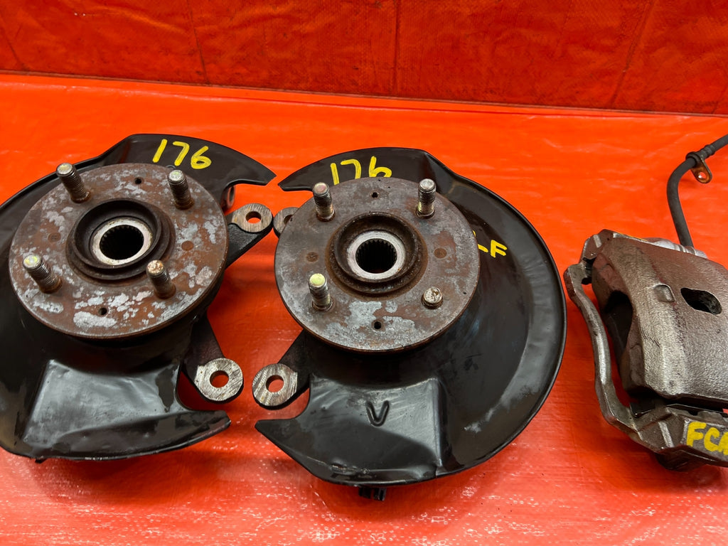 EP3 HONDA CIVIC SI   4x100 FRONT SPINDLE KNUCKLE CONVERSION   LEFT RIGHT OEM 1769