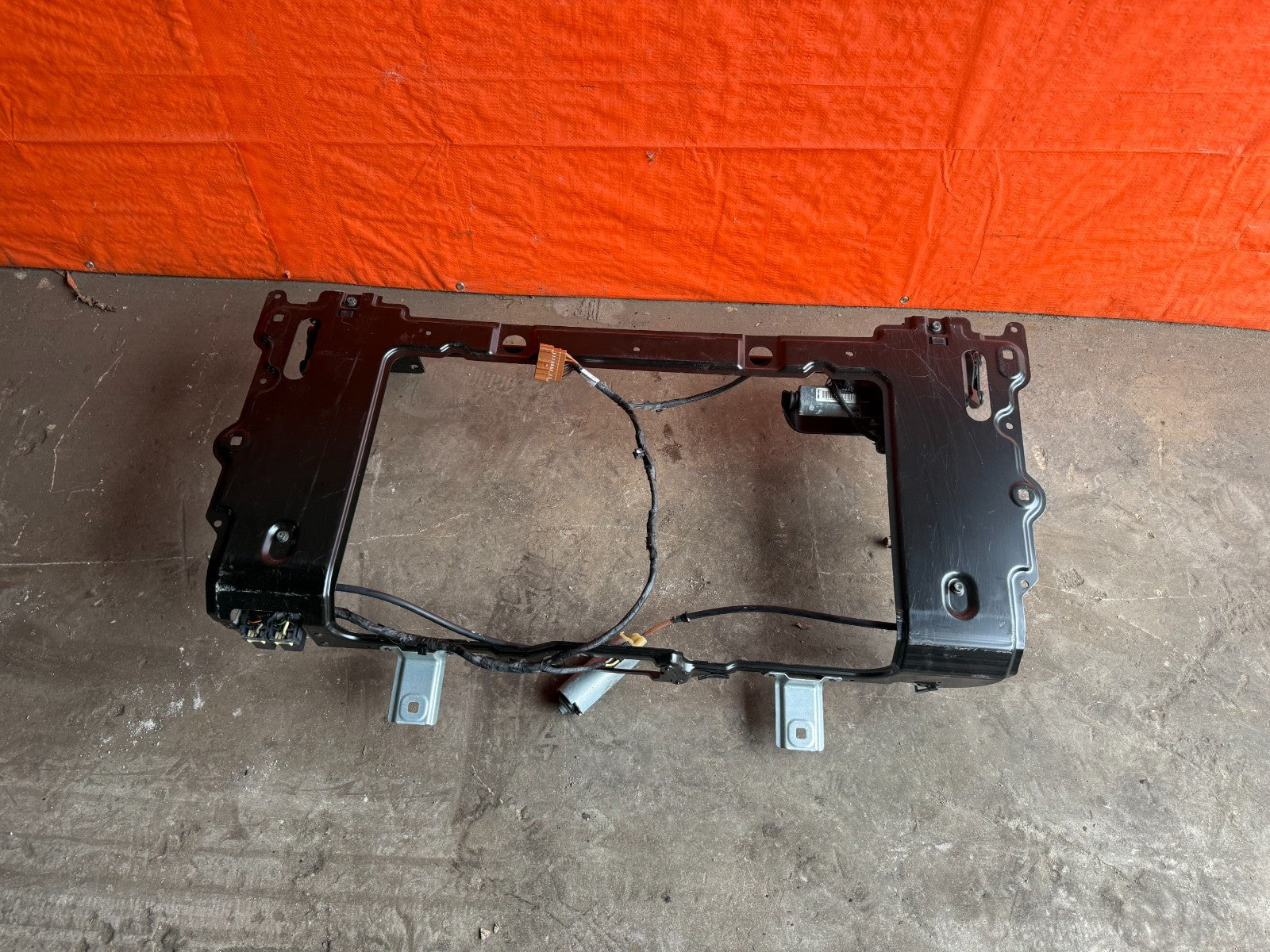 09 15 INFINITI G37 CONVERTIBLE   PARCEL SHELF FRAME W/ ALL MOTORS   OEM #3108