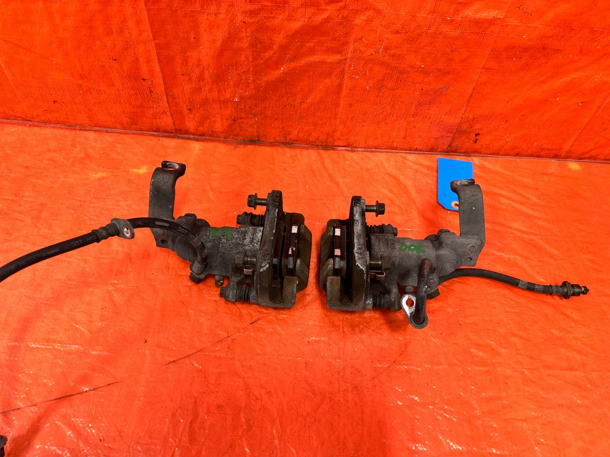 04-08 ACURA TSX - LEFT AND RIGHT REAR BRAKE CALIPERS - OEM FACTORY #3045