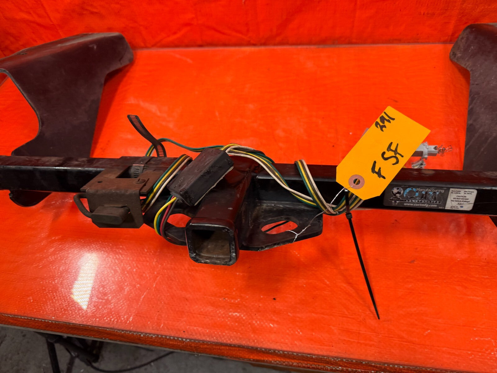 04 08 ACURA TSX   CURT MANUFACTURING TOW HITCH   #TSX11