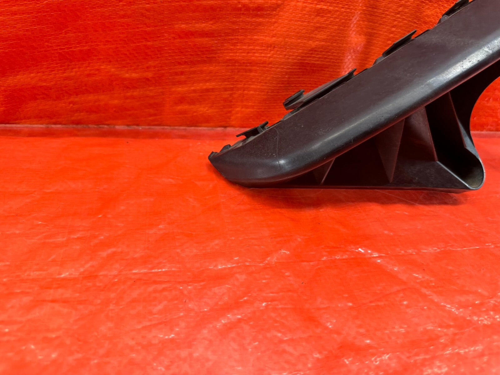 15 21 SUBARU WRX & STI   BUMPER BRACKET REAR LEFT CENTER BRACKET   OEM #1827