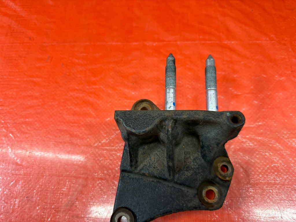 08 15 LANCER EVOLUTION X EVO 10   ENGINE MOTOR POST MOUNT MOUNTING BRACKET 4B11T6