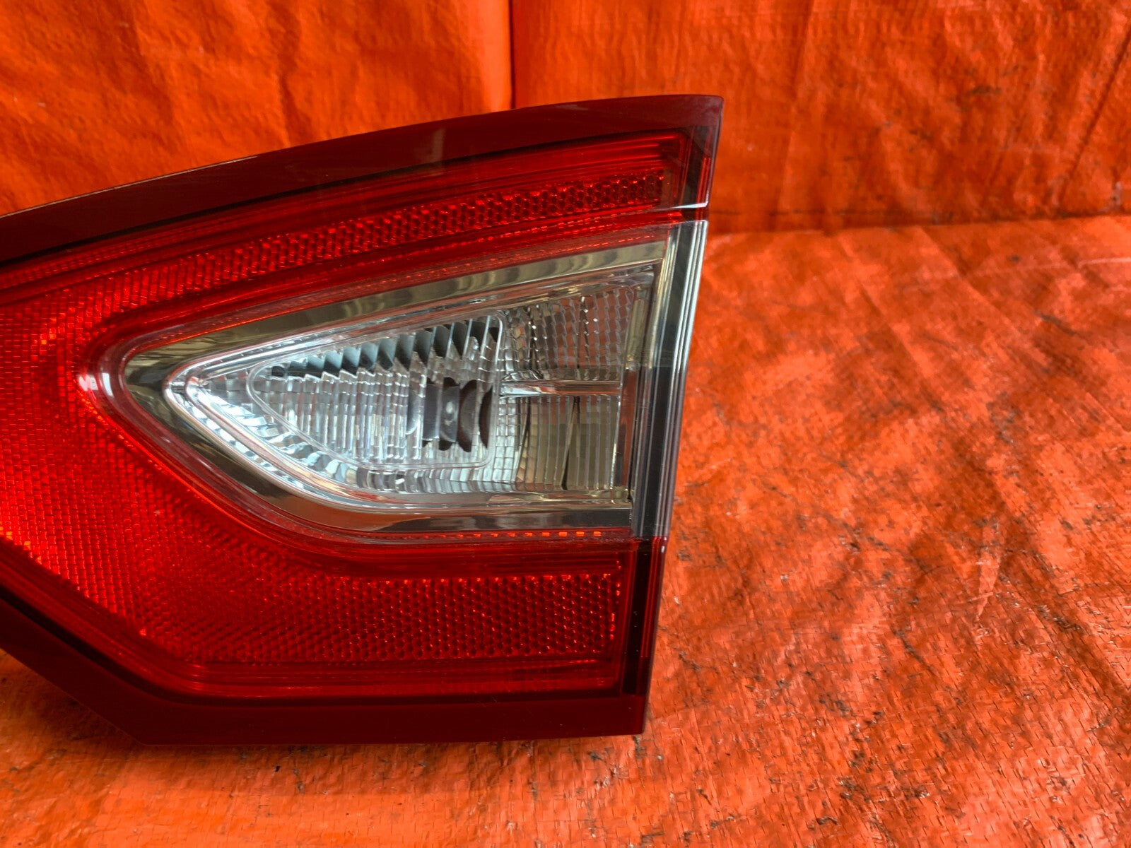 OEM 2014 2015 2016 FORD FUSION PASSENGER RIGHT INNER TRUNK TAIL LIGHT LAMP R RH 3