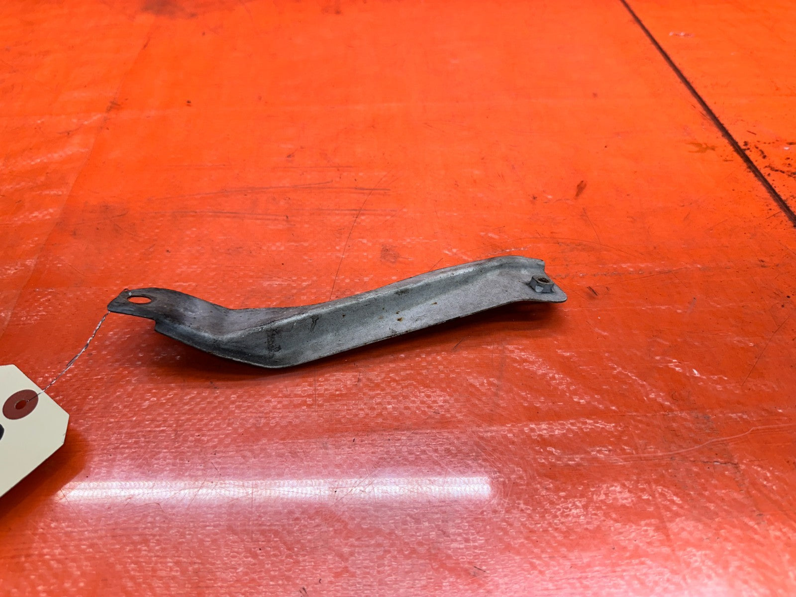 1994 2001 ACURA INTEGRA RH PASSENGER SIDE FENDER SUPPORT BRACKET #3316