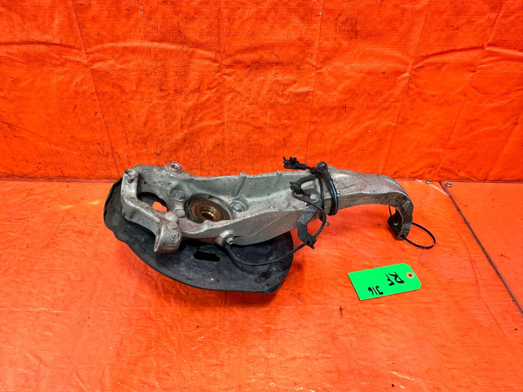 16 24 INFINITI Q50 AWD ALL WHEEL DRIVE   LEFT FRONT SPINDLE KNUCKLE HUB OEM 3162
