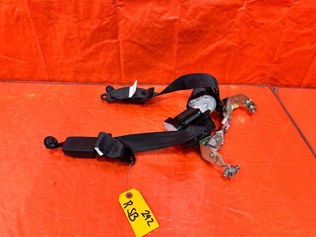 13 20 SUBARU BRZ   REAR SEAT BELT SET   LEFT & RIGHT SEAT BELTS   OEM #2923