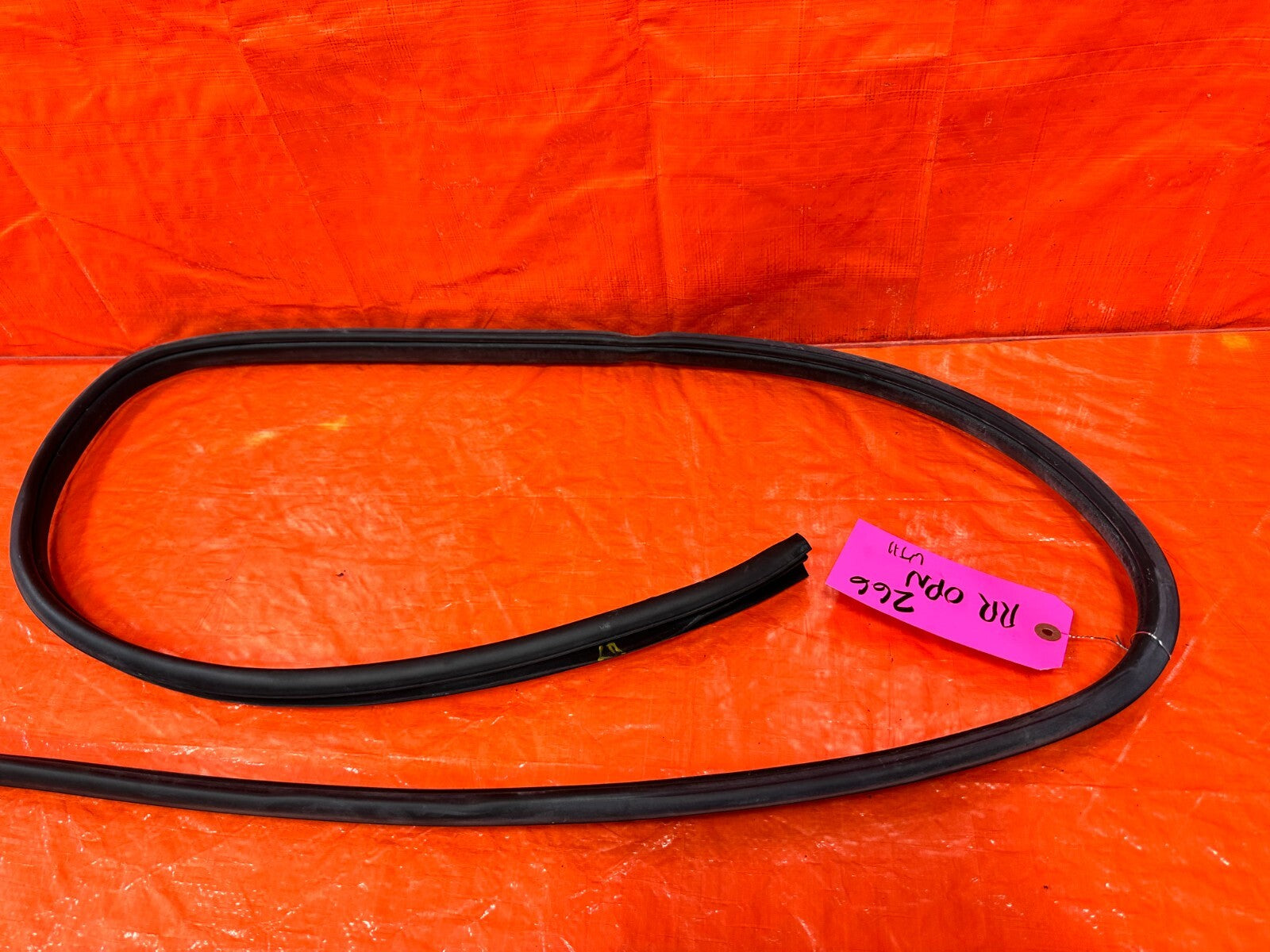 12 21 SUBARU WRX STI CHASSIS TO DOOR OPEN TRIM WEATHER STRIP RIGHT REAR OEM #2665