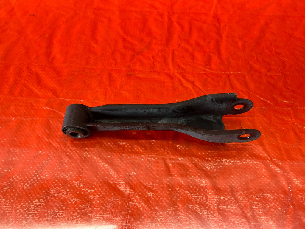 90 96 NISSAN 300ZX NON TUBO MODEL   LEFT OR RIGHT   REAR UPPER CONTROL ARM LINK6