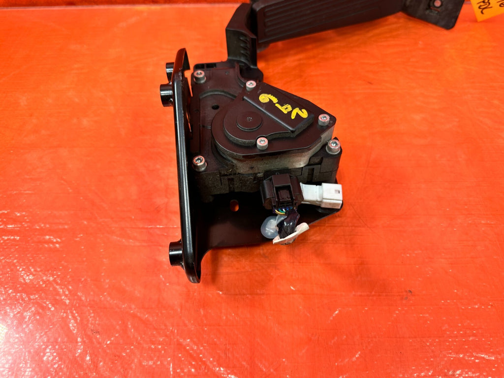 2020 20 INFINITI Q50   ADAPTIVE STEERING GASOLINE PEDAL GAS PEDAL FUEL PEDAL 2966