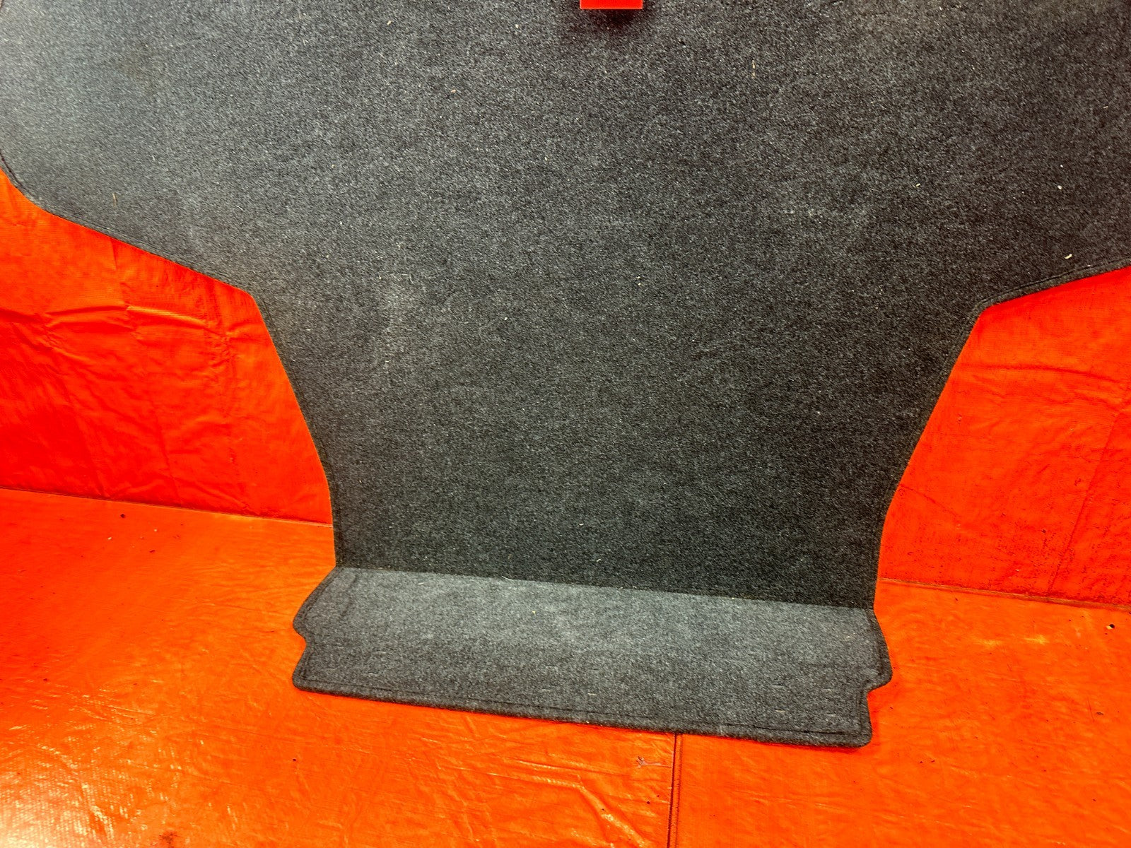 14 23 INFINITI Q50   14 20 INFINITI Q50   TRUNK LINER CARDBOARD LINER TRIM   3143