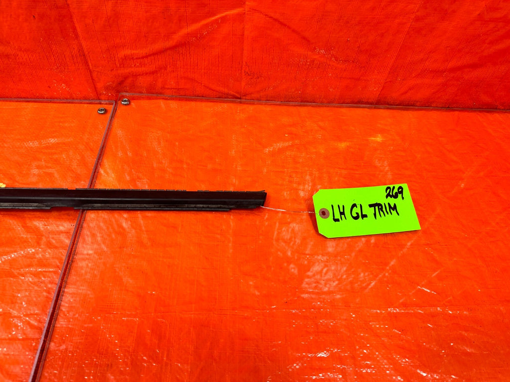 12 15 HONDA CIVIC SI 2D COUPE DRIVER LEFT FRONT EXTERIOR GLASS TRIM OEM 2694