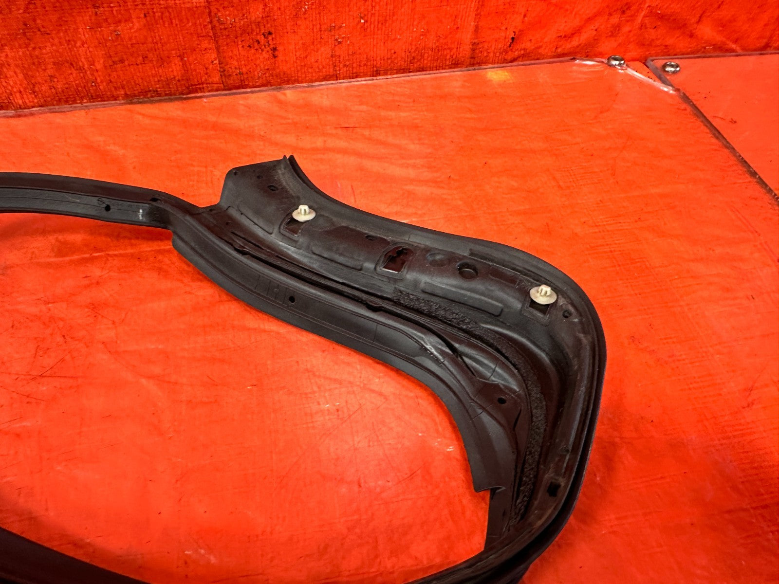 14 20 INFINITI Q50   PASSENGER RIGHT REAR WEATHER STRIP   OEM #3169