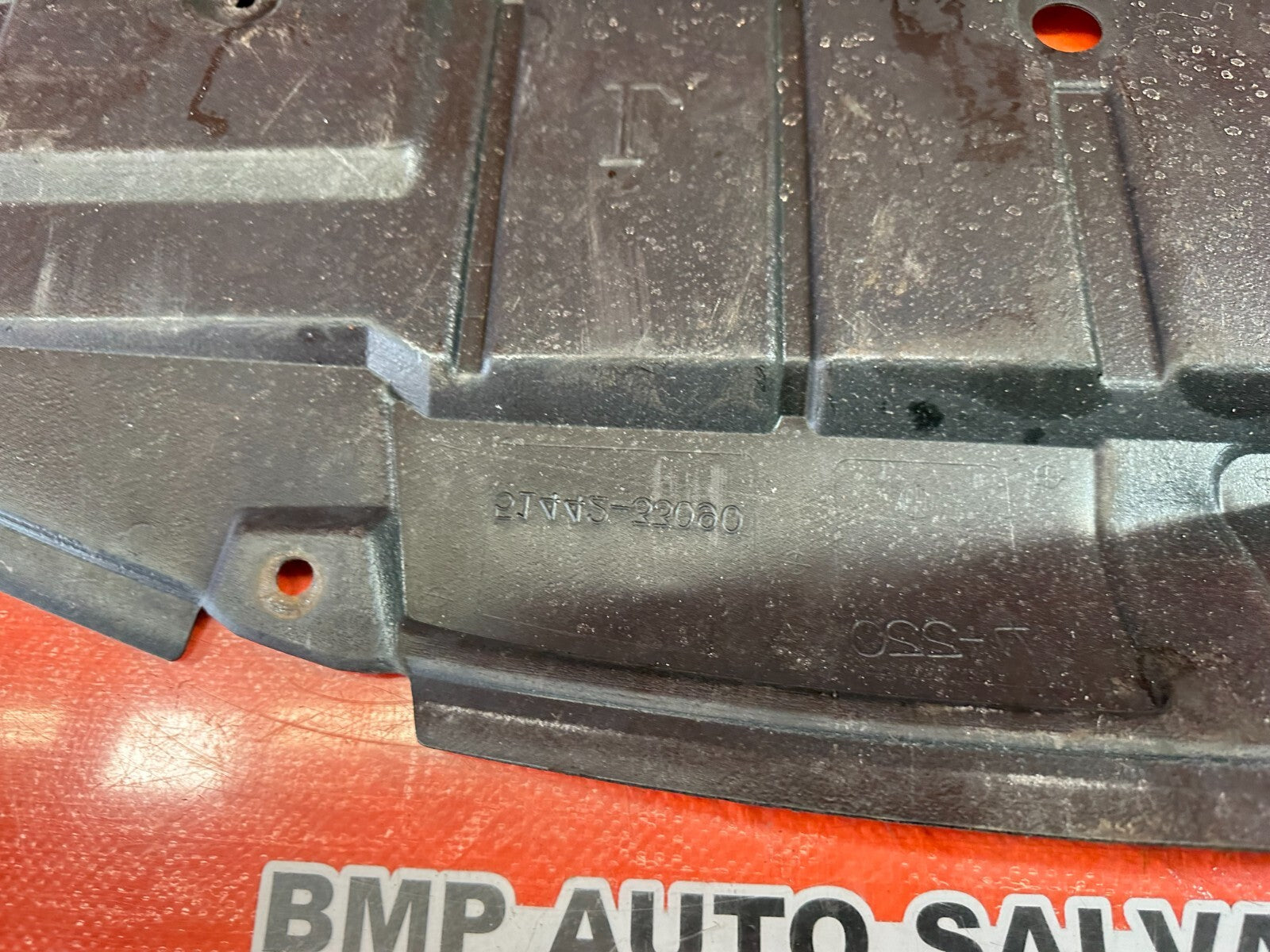 07 09 LEXUS ES350   DRIVER LEFT UNDER ENGINE COVER   OEM FACTORY #24410
