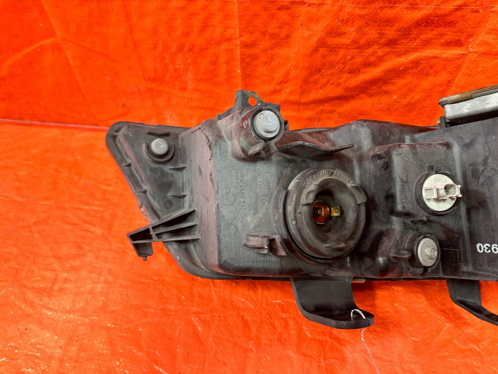 04 05 ACURA TSX DRIVER LEFT HEADLIGHT HEADLAMP W/ BALLAST & BRACKET OEM #2918