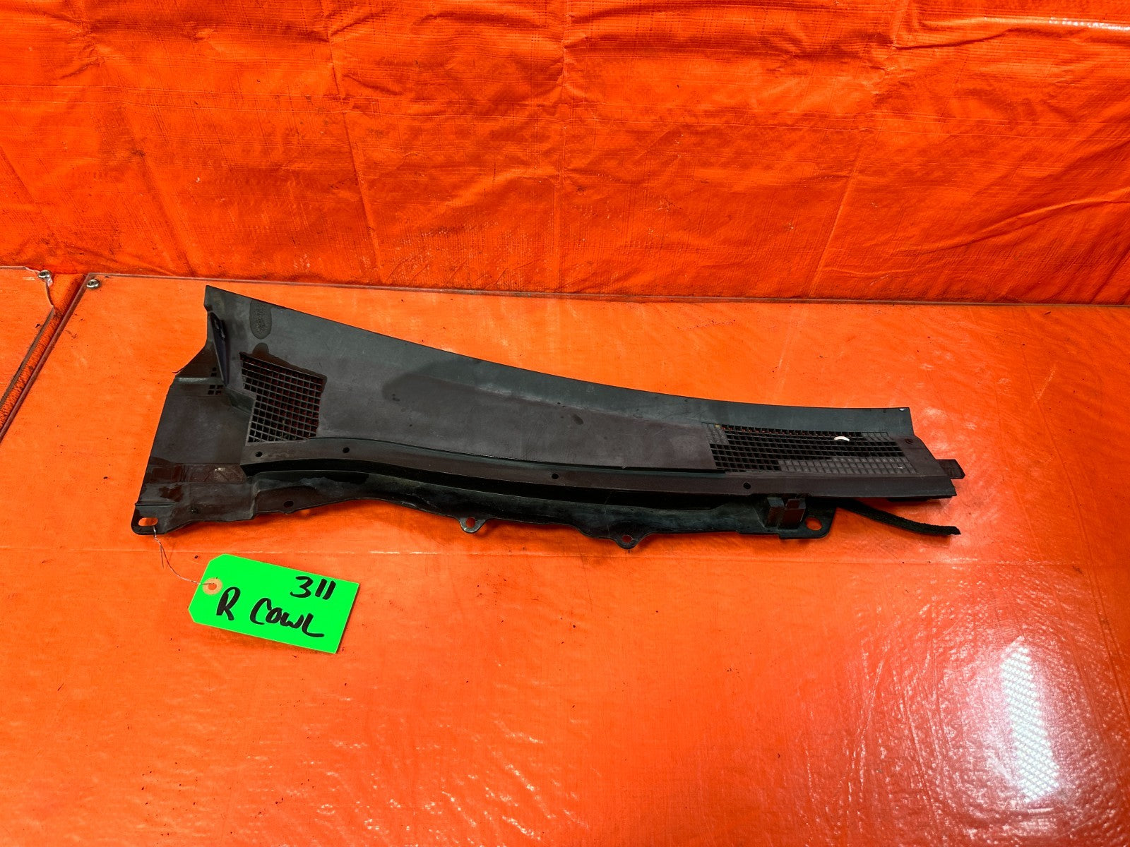 08 15 INFINITI G37 & Q60    2D COUPE   PASSENGER RIGHT WIPER COWL TRIM OEM #3110