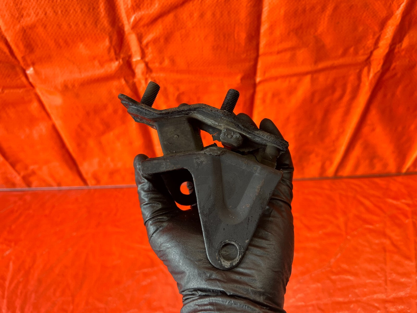04 08 ACURA TSX   K24A2 MANUAL   TRANSMISSION RUBBER MOUNT   OEM FACTORY #156 14