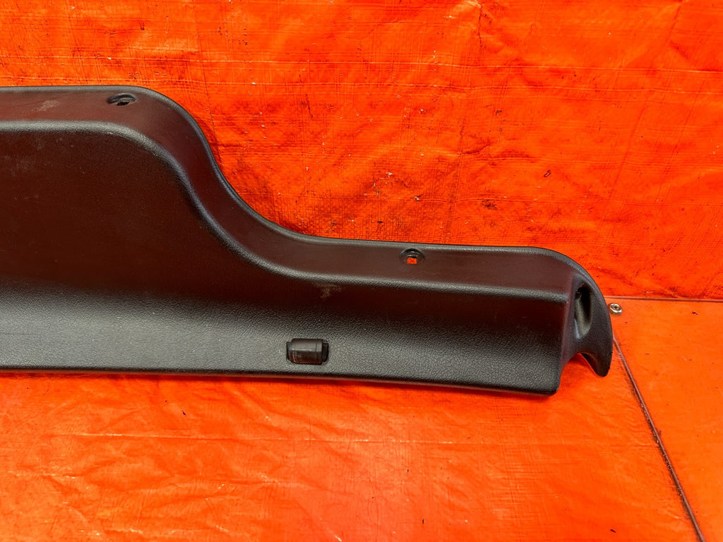 90 91 HONDA CIVIC HATCHBACK   REAR HATCH TAILGATE TRIM PLASTIC COVER OEM 3256