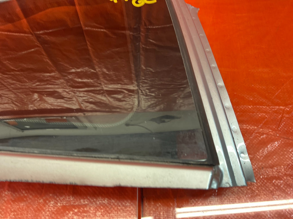 06 11 CIVIC 2D COUPE   PASSENGER RIGHT REAR 1/4 GLASS WINDOW   OEM #1633