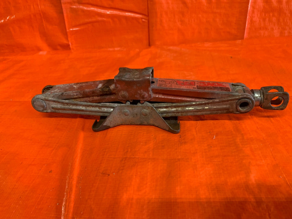 02 06 ACURA RSX TYPE S   SCISSOR JACK   ONLY THE SCISSOR JACK NO OTHER TOOLS  3
