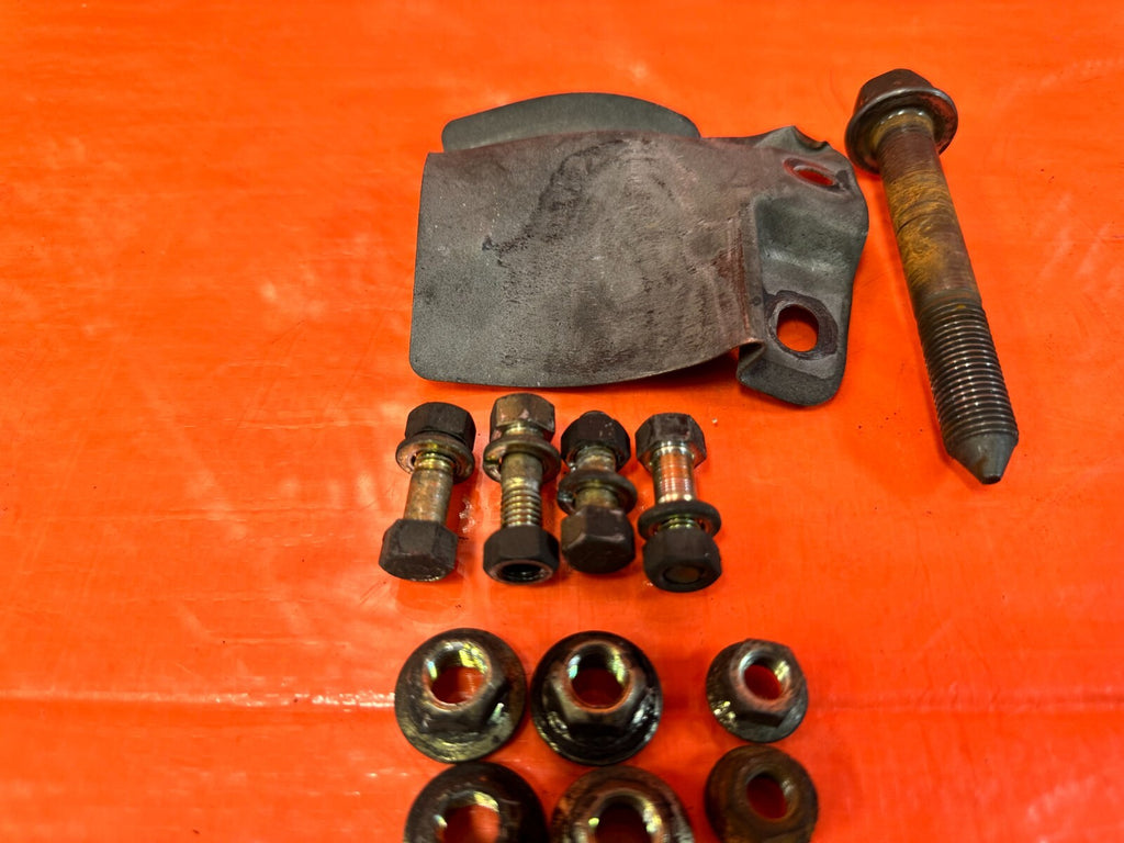 03 06 LANCER EVOLUTION VIII 8 EVO IX 9   DRIVESHAFT BRACKET BOLTS OEM #EVO95
