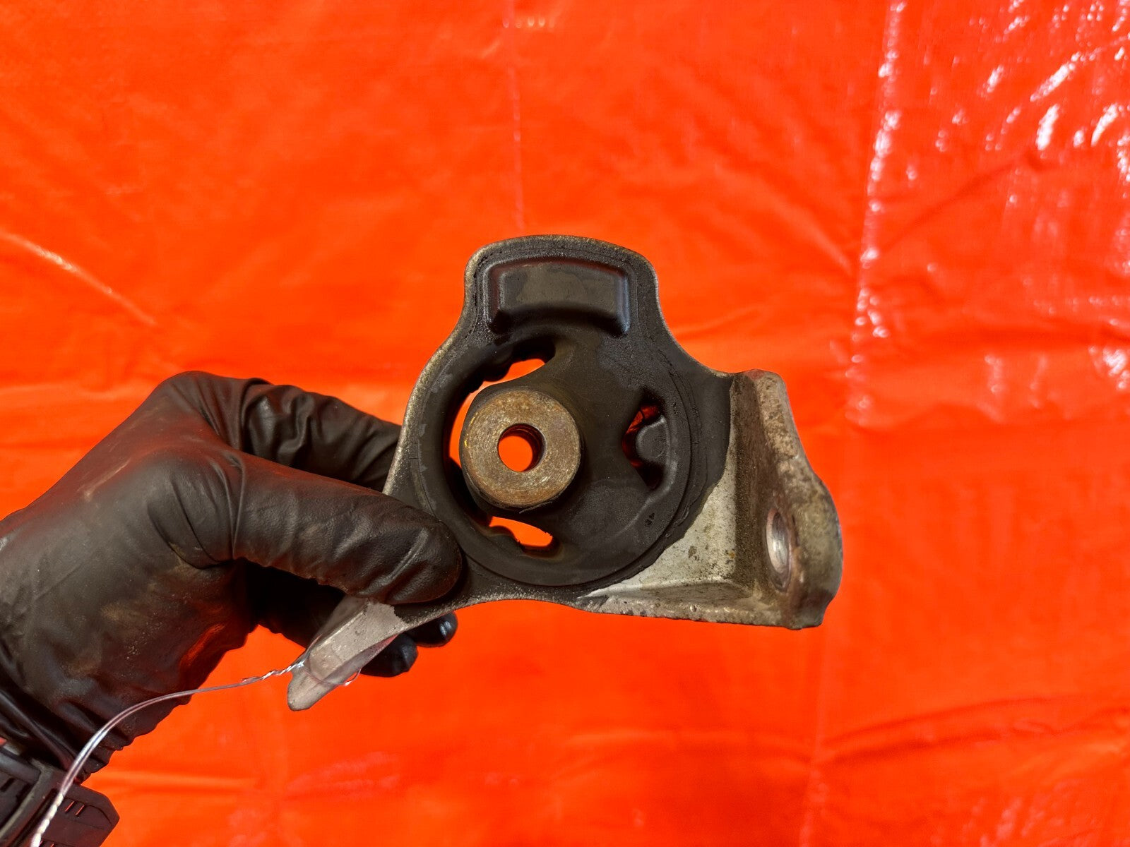 12 15 HONDA CIVIC SI   K24Z7 6 SPEED MANUAL   UPPER TRANSMISSION MOUNT   OEM 2650