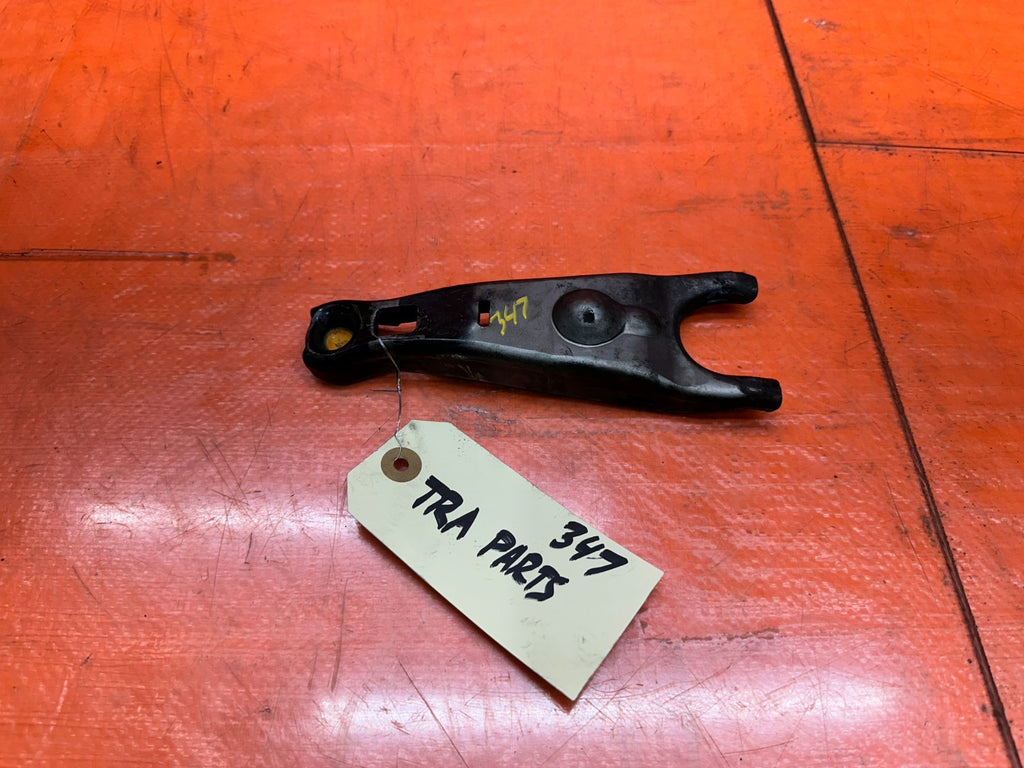 2004-2008 ACURA TL 3.2L 6MT MANUAL TRANSMISSION CLUTCH FORK OEM #3470