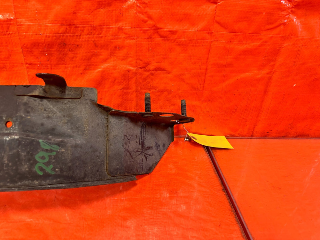 03 07 INFINITI G35 COUPE   BRACKET   OEM #2986