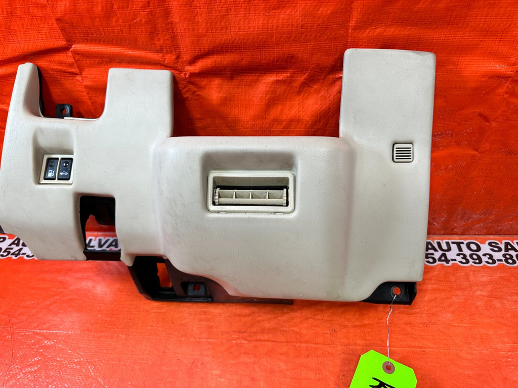02 05 LEXUS SC430   KNEE TRIM UNDER STEERING COLUMN LOWER COVER   ECRU   OEM 2616