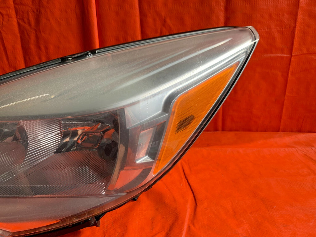 OEM 2014 2015 2016 FORD ESCAPE   DRIVER LEFT HEADLIGHT HEADLAMP HALOGEN 4