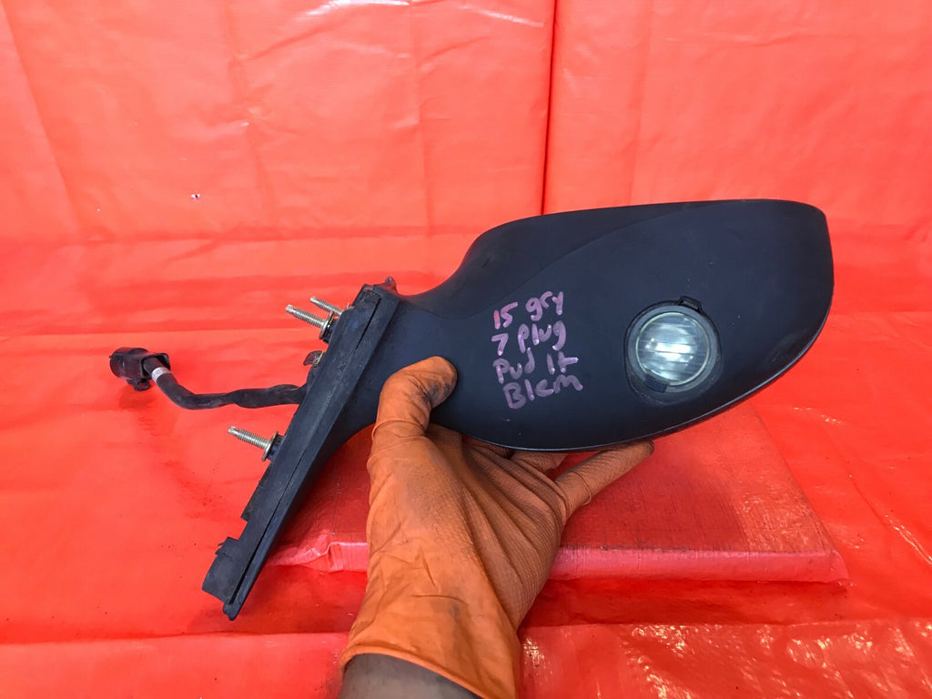 OEM 2006 2007 FORD TAURUS PASSENGER RIGHT SIDE VIEW MIRROR   PUDDLE LIGHT 7 WIRE10