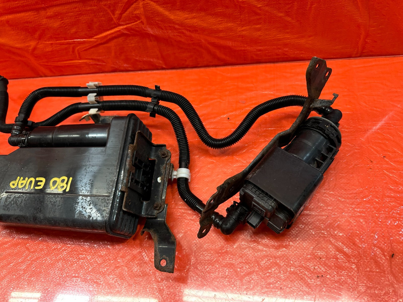 15 21 SUBARU WRX & STI   EJ257 FUEL VAPOR CHARCOAL EVAP TANK CANISTER   OEM #1805