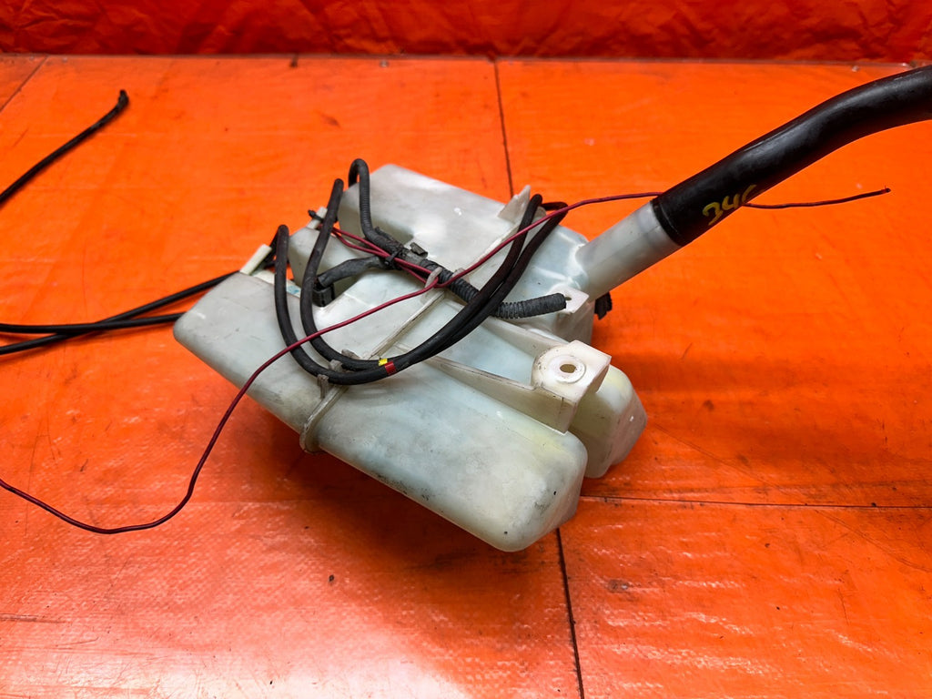 03-08 NISSAN 350Z WINDSHIELD WASHER FLUID RESERVOIR TANK PUMP OEM #3468