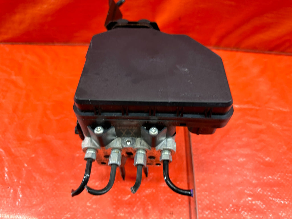 18 20 INFINITI Q60   REAR WHEEL DRIVE   W/ PRE CRASH   ABS PUMP MODULE OEM #2005