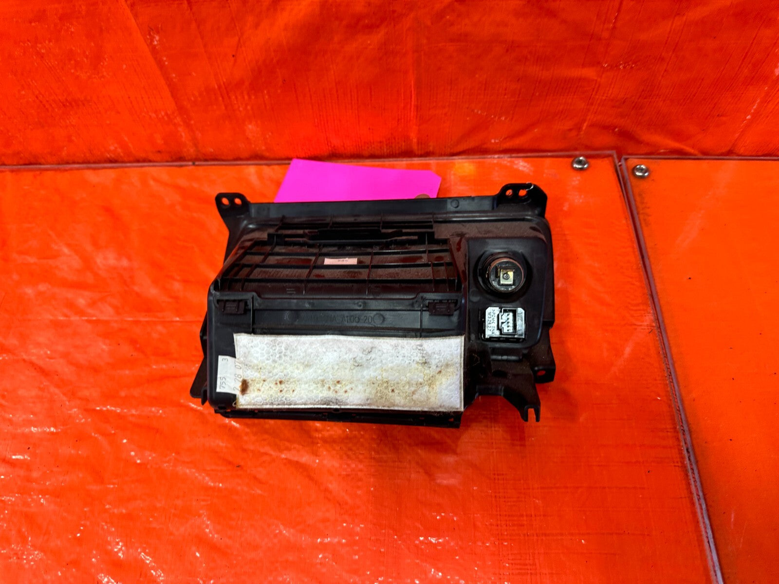 07 11 HONDA CIVIC SI SEDAN   12V CONSOLE CENTER POCKET   OEM #2706