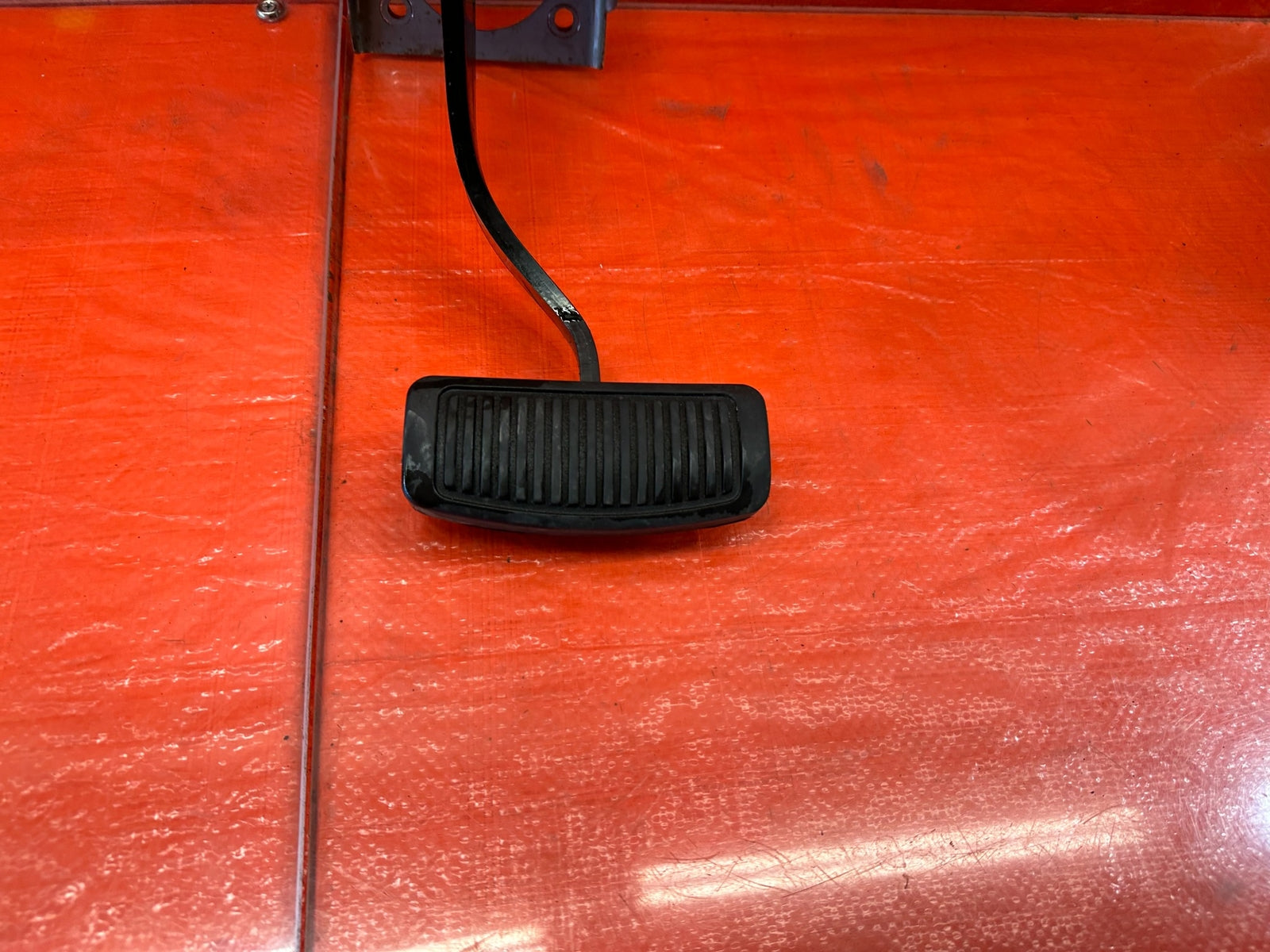 2016 16 HYUNDAI GENESIS COUPE 3.8L   AUTOMATIC   GAS AND BRAKE PEDAL   OEM #2194