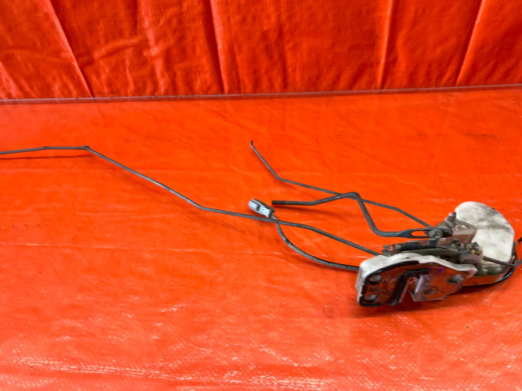 97 01 HONDA PRELUDE   PASSENGER RIGHT FRONT DOOR LOCK ACTUATOR   OEM #120 8