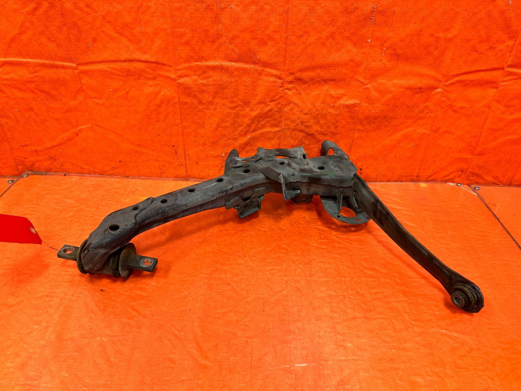 06 11 HONDA CIVIC SI   DRIVER LEFT REAR LOWER CONTROL TRAILING ARM   OEM #3075