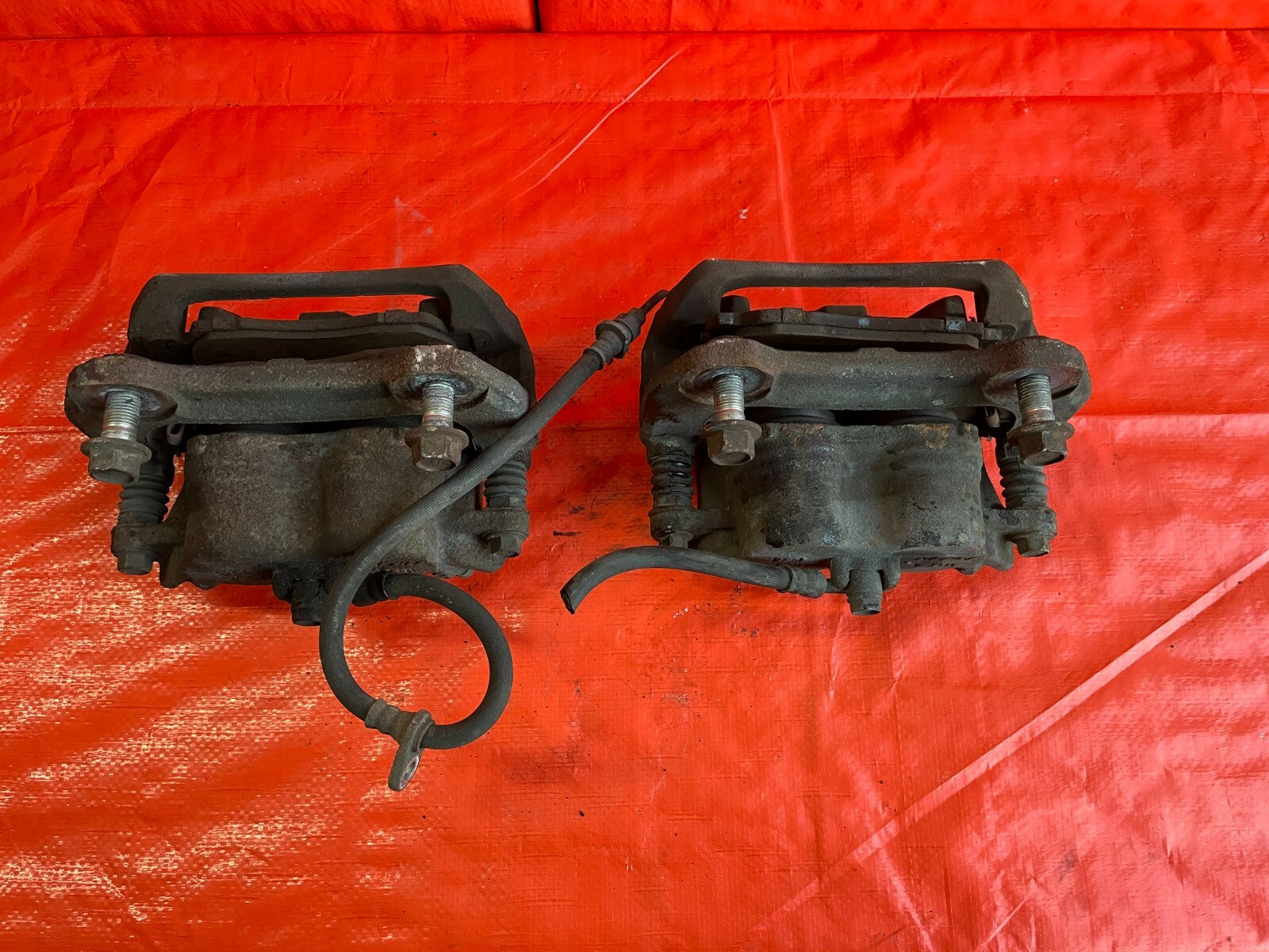 11 17 HONDA ODYSSEY   FRONT   BRAKE CALIPER SET   LEFT RIGHT CALIPERS   OEM OE8