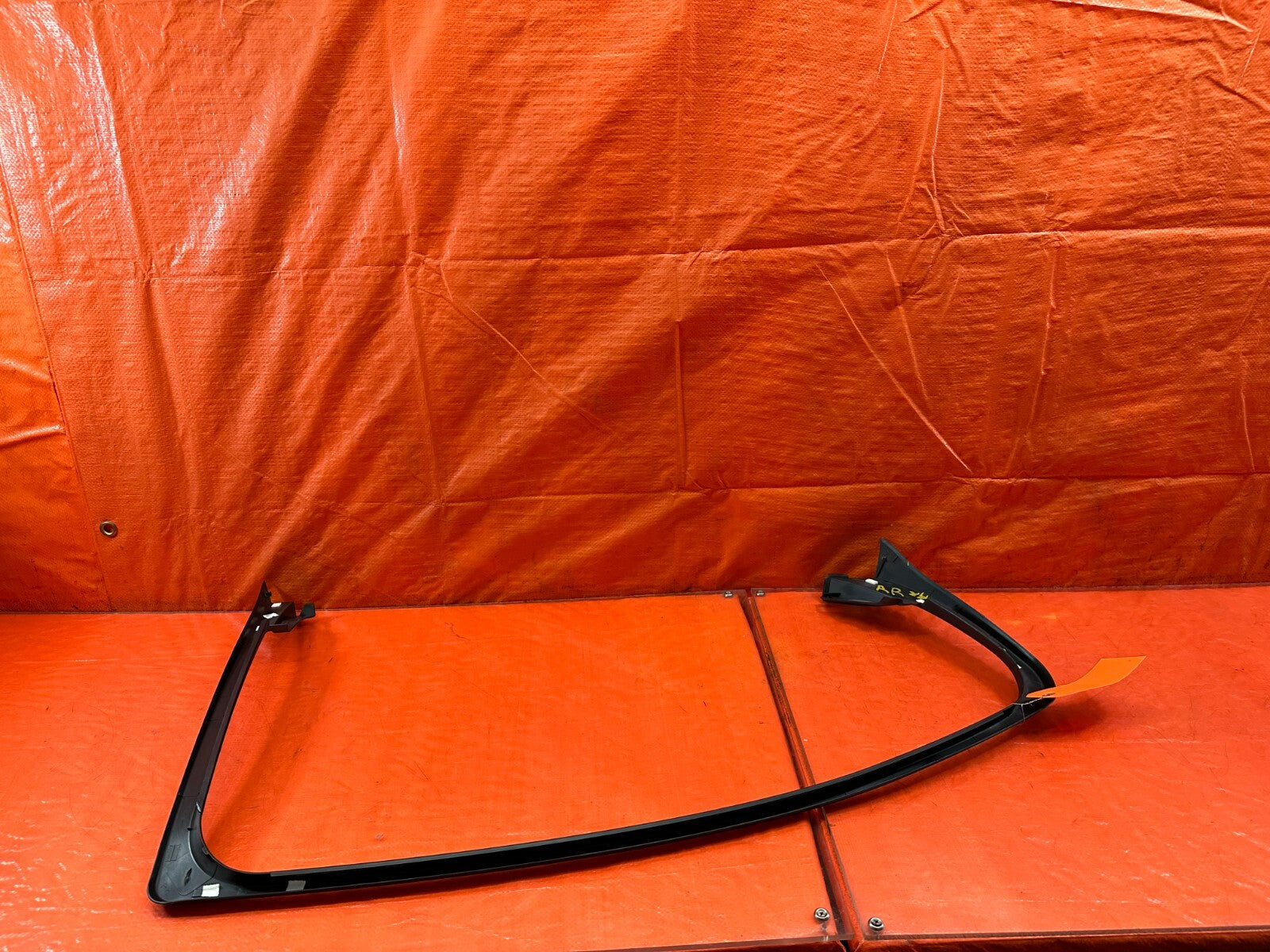 08 12 HONDA ACCORD SEDAN   PASSENGER RIGHT REAR INTERIOR WINDOW TRIM   OEM #2397
