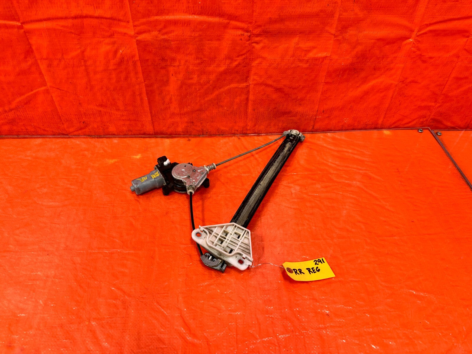 04 08 ACURA TSX   PASSENGER RIGHT REAR   WINDOW REGULATOR W/ MOTOR   OEM #2910