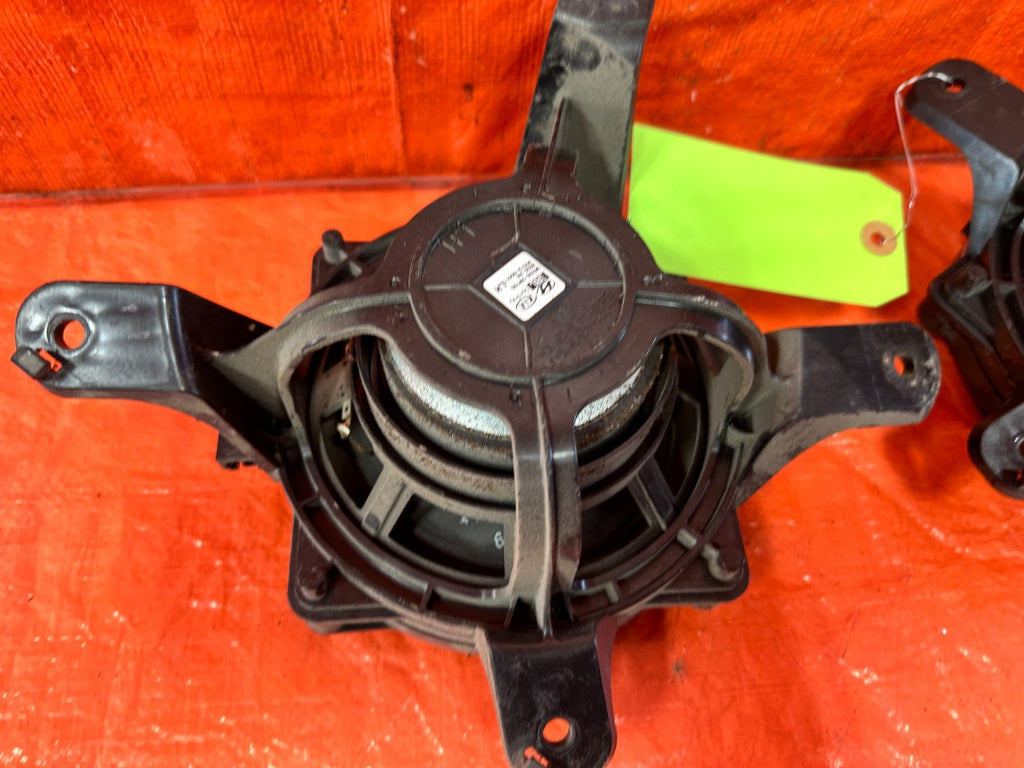 10 16 HYUNDAI GENESIS COUPE   REAR SPEAKER SET LEFT & RIGHT SPEAKERS   OEM 2995