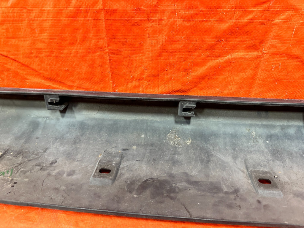 93 97 HONDA DEL SOL   SIDE SKIRT ROCKER MOLDING TRIM   RIGHT SIDE   OEM #2946