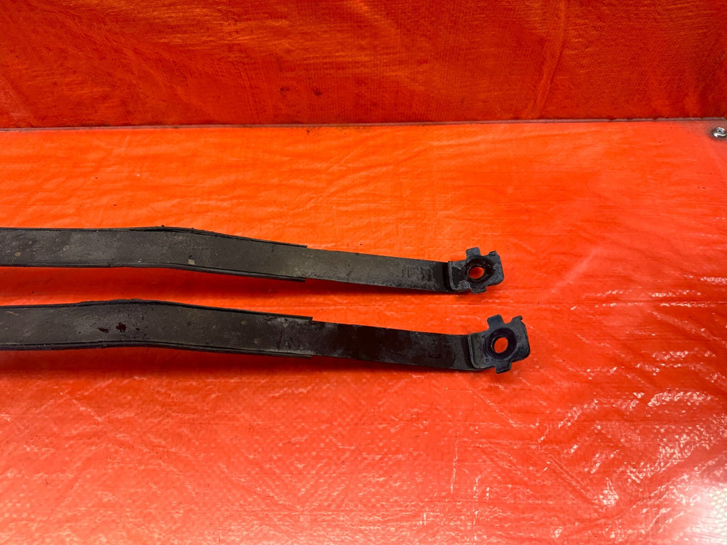 94 01 ACURA INTEGRA   GASOLINE GAS FUEL TANK STRAP SET STRAPS SUPPORTS   OEM 2261