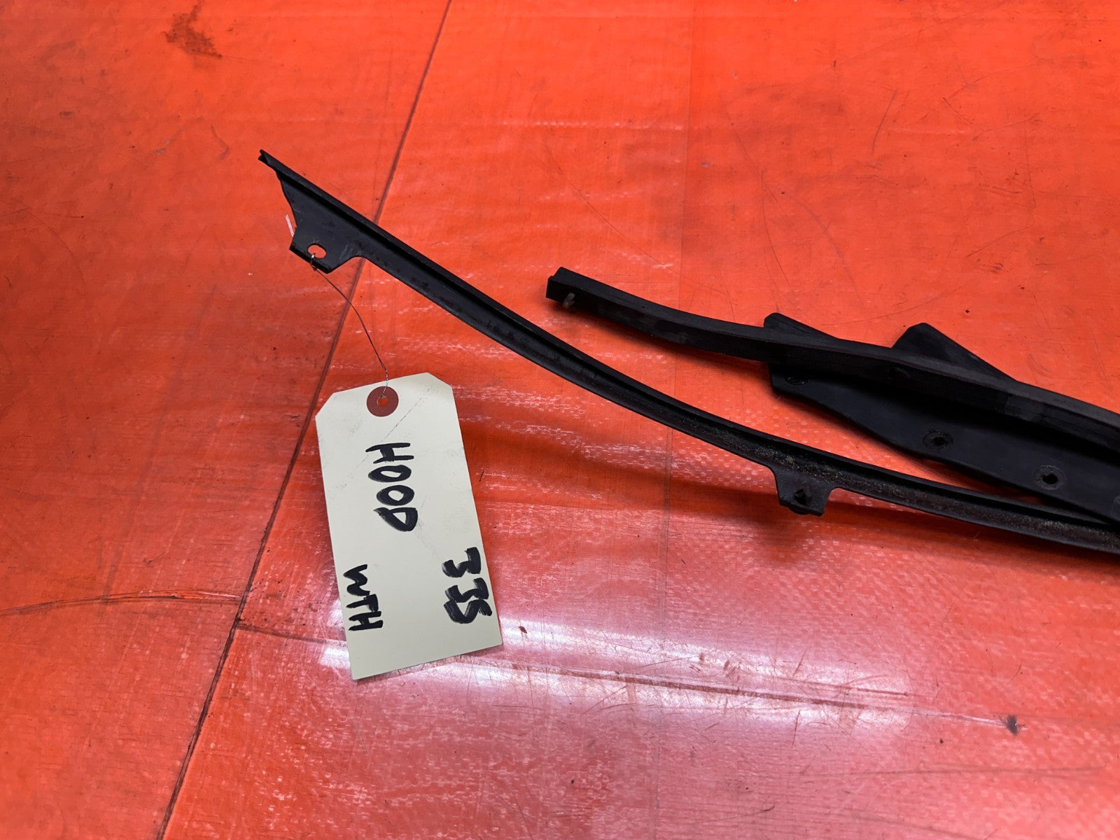 97 01 HONDA PRELUDE 2.2L FRONT HOOD COWL WEATHERSTRIP RUBBER SEAL TRIM OEM #3354
