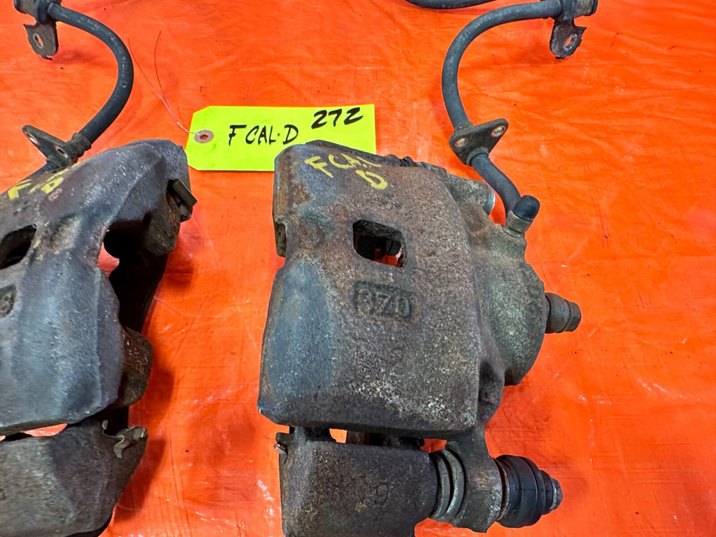 93 97 HONDA DEL SOL S SI   FRONT BRAKE CALIPERS   LEFT RIGHT CALIPER SET OEM 2724