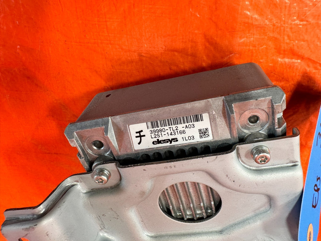 09 10 ACURA TSX   39980 TL2 A03   OEM FACTORY OE #3217