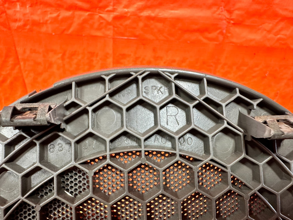 02 06 ACURA RSX   REAR INTERIOR SPEAKER COVER TRIM RIGHT   TAN   OEM #3152