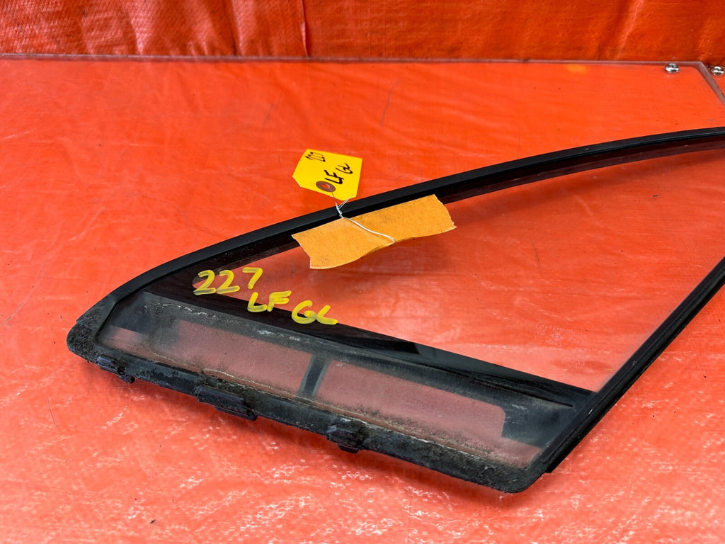 93 97 HONDA DEL SOL   DRIVER LEFT FRONT   DOOR VENT GLASS   OEM FACTORY #2271